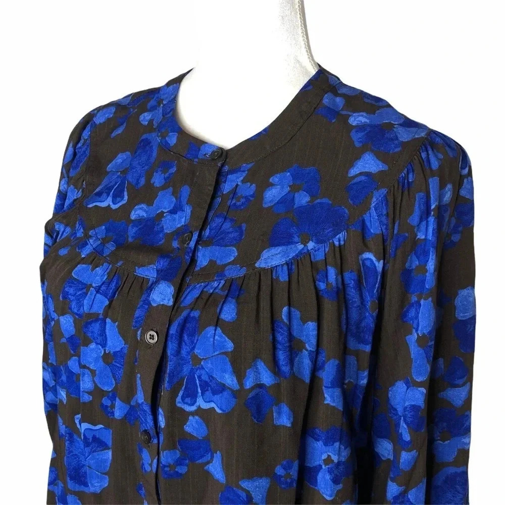 A NEW DAY Target Blue Floral Print Peasant Blouse